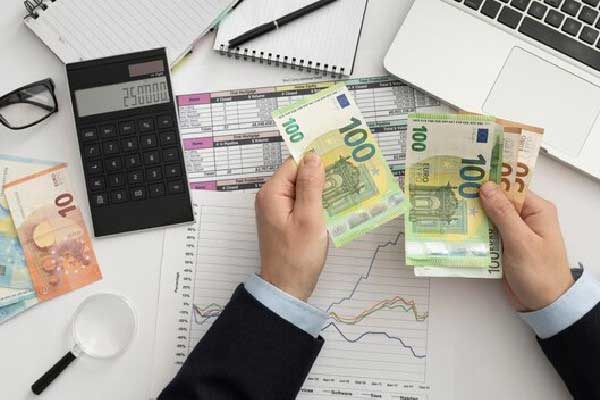 两会|中泰证券冯艺东：建议优化上市公司分红制度